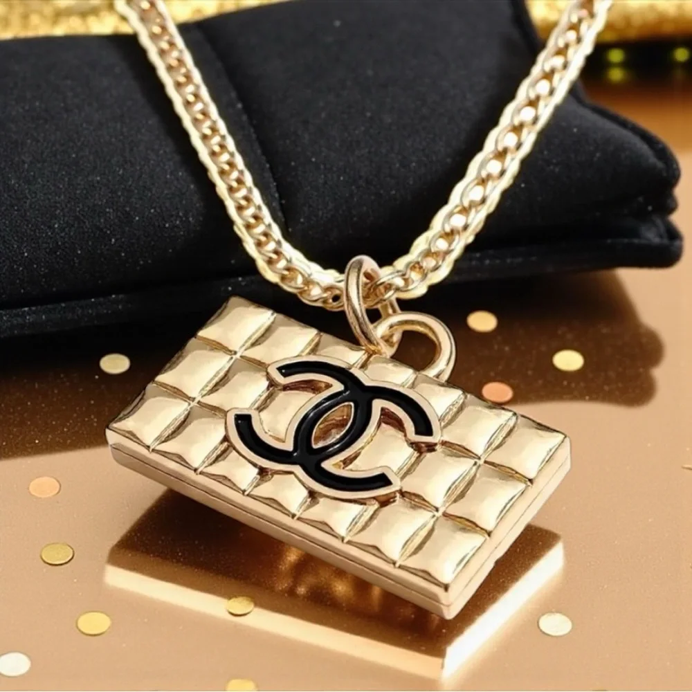 CHANEL Authentic Gold and Black Pendant for Necklace - Picture 5 of 12